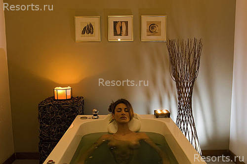 Mediterranean Beach Hotel 33